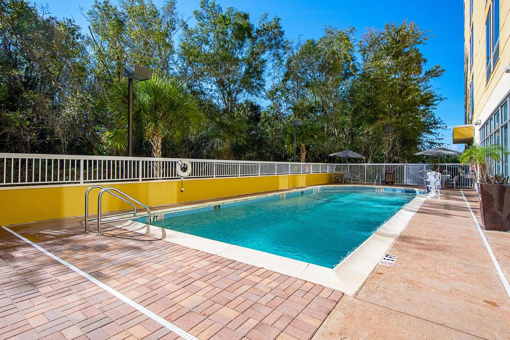 Springhill Suites Tampa North/Tampa Palms Zewnętrze zdjęcie