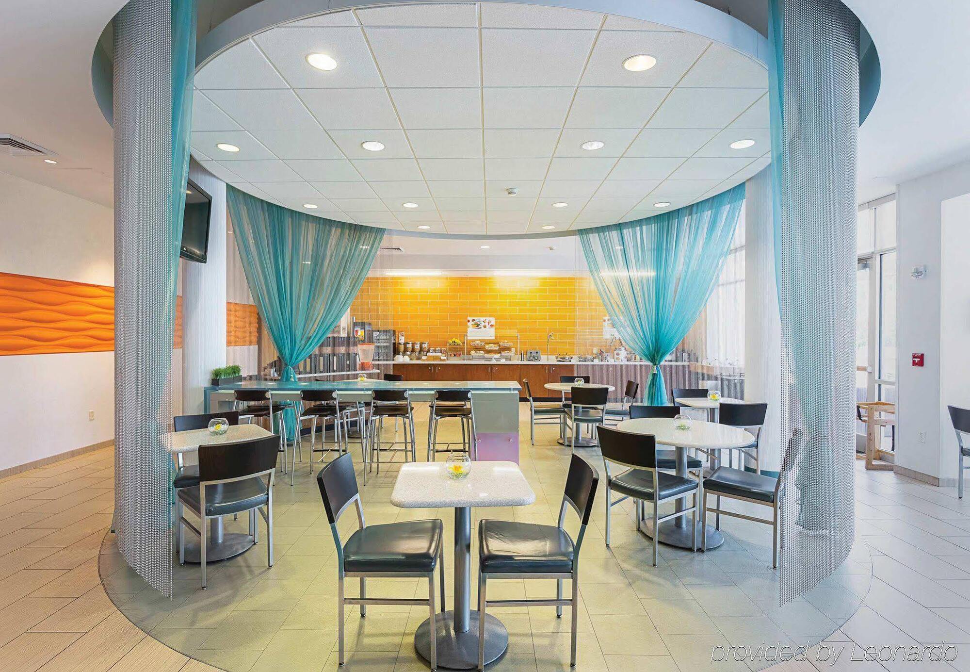 Springhill Suites Tampa North/Tampa Palms Zewnętrze zdjęcie